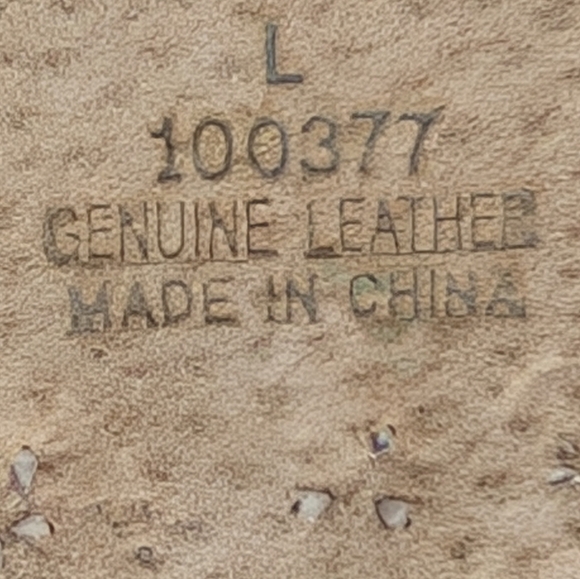 Genuine Suede Leather Studded Black Belt with Rhinestones Size Large (42") - Picture 4 of 11